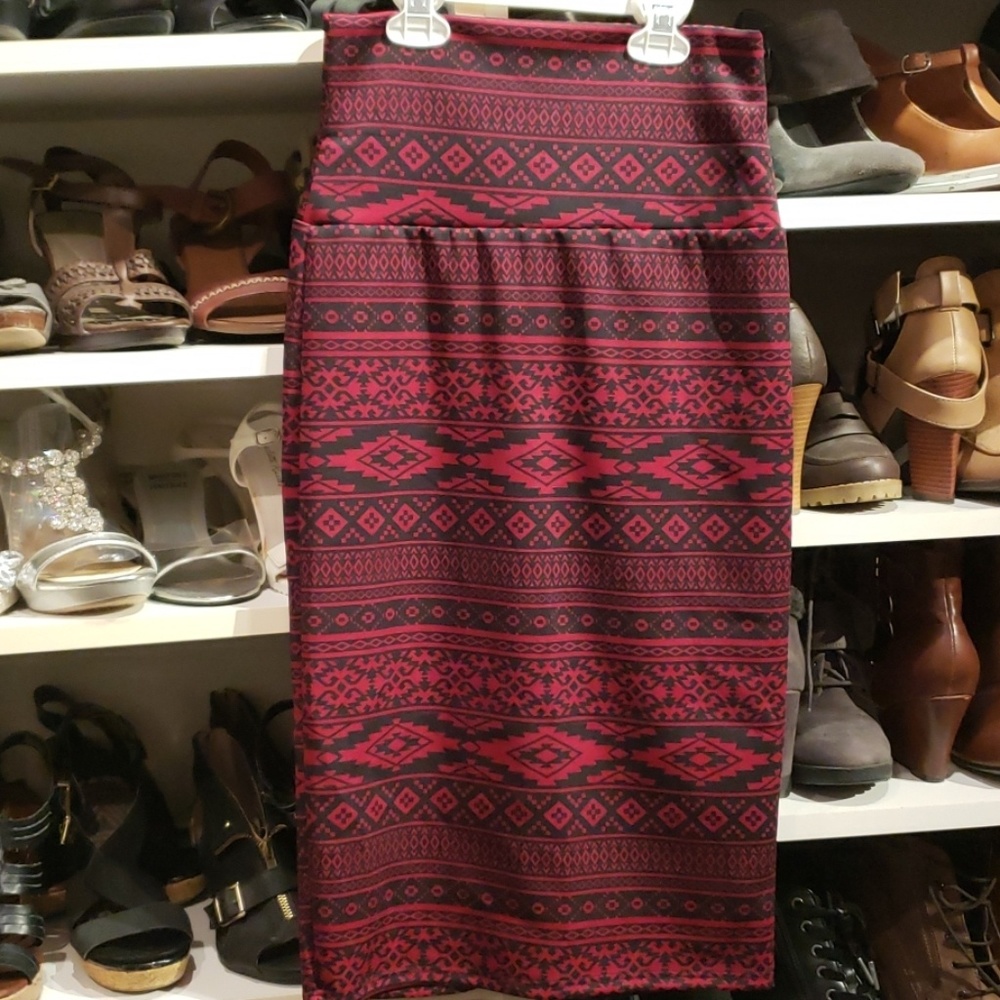 Red & Black Tribal Print Skirt